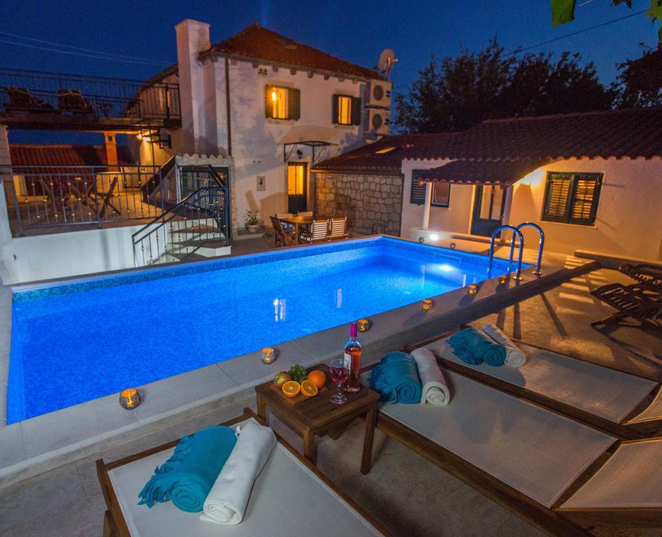 Guest House La Boheme Дубровник Экстерьер фото